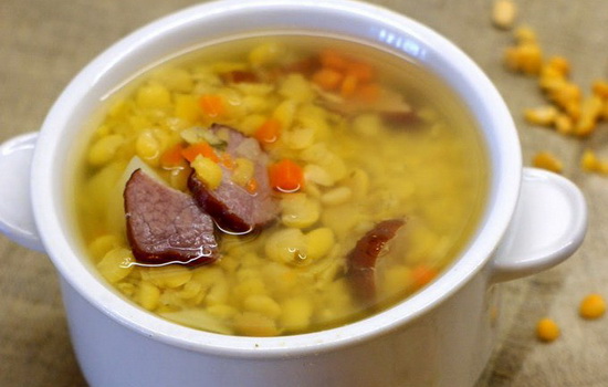 гороховий суп з м’ясом