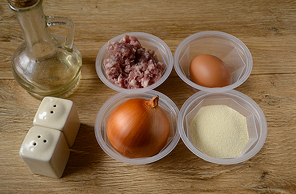 Фрикадельки на сковороді: мясні кульки до макаронів, каш, овочів і картопляного пюре. Покроковий фото рецепт приготування мясних фрикадельок на сковороді за півгодини