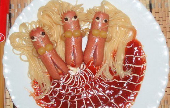 Спагетті з сосисками