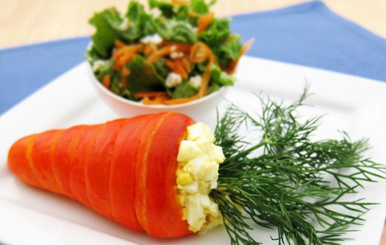 Салат з моркви і яєць