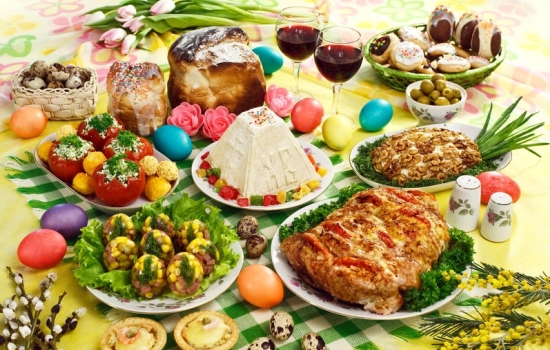 Страви на Великдень – накриваємо стіл на найголовніше свято в році. Підбірка найкращих рецептів страв на Великдень: салати, гаряче, десерти