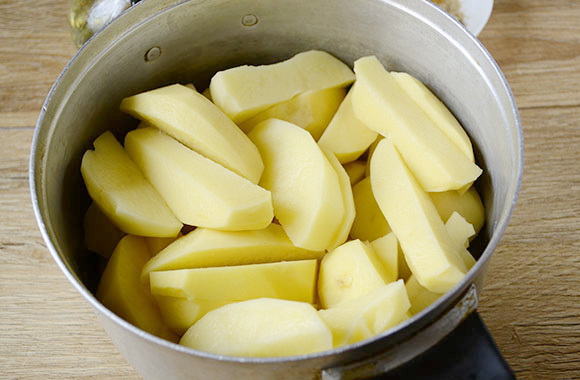 Картопля в духовці по селянськи c пікантними спеціями